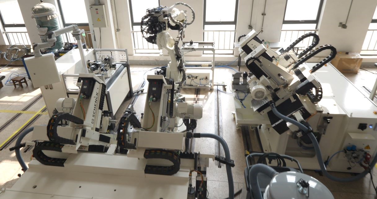 f2498794-f41f-4d9e-85df-39879b1d0da1